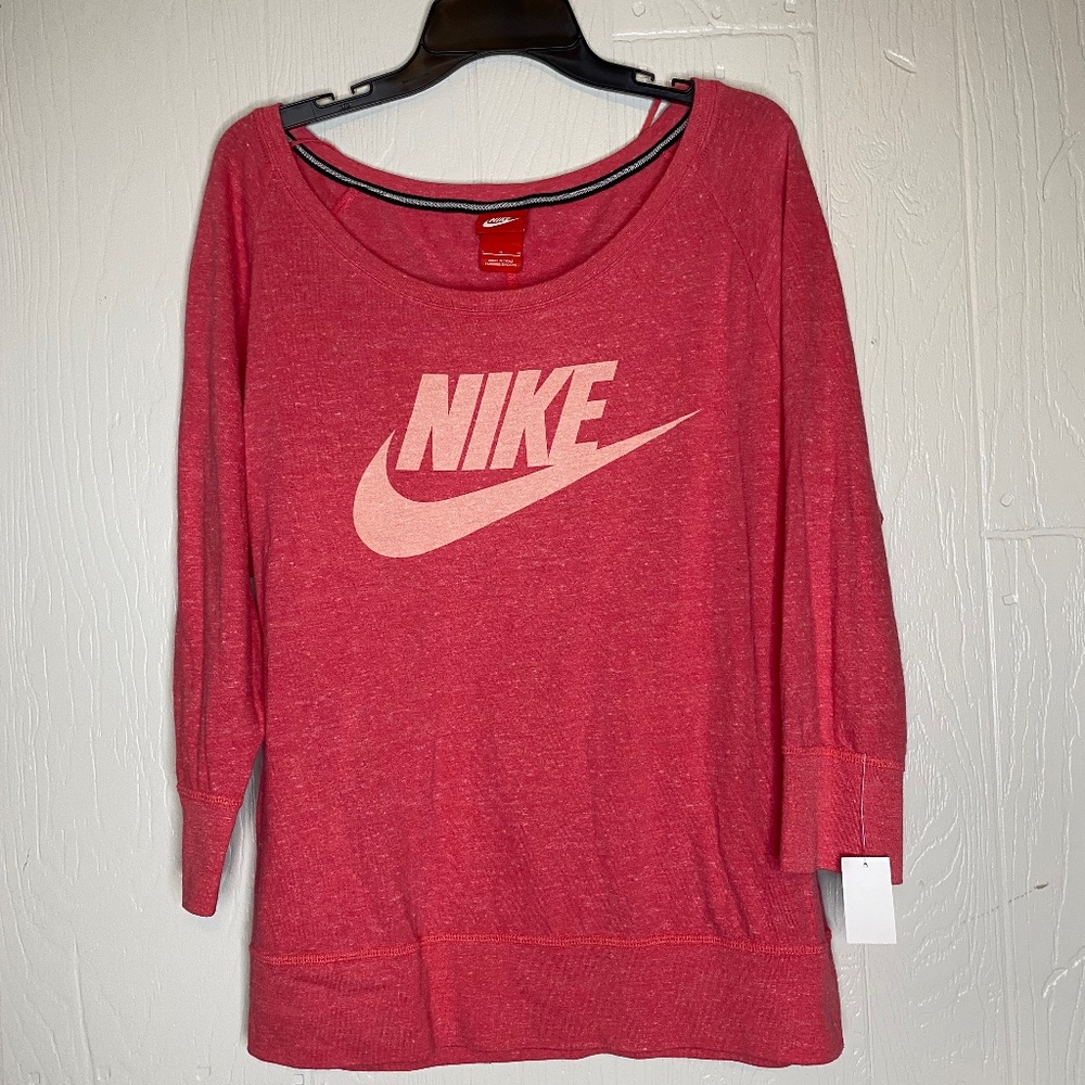 Nike women’s shirt